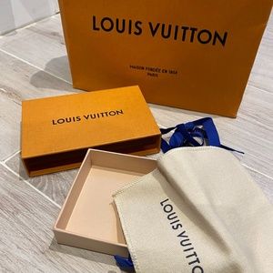 LV Box & Shooping Bag 100% Authentic!